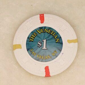 The Venetian Casino Chip Las Vegas $1 Lucky Gift Charm Coin Card Protector Gambl